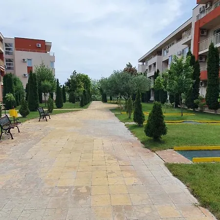 Апартаменты Private In Vp Nessebar Club Солнечный берег
