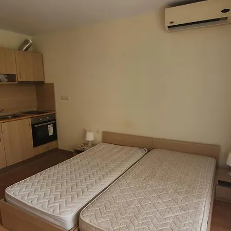 Private In Vp Nessebar Club Lägenhet Slăntjev Brjag